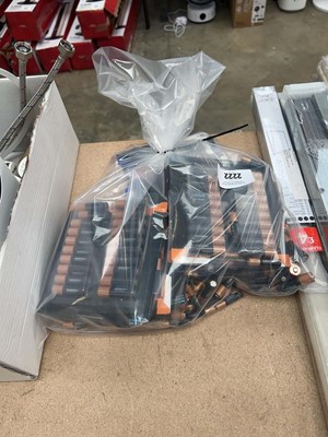Lot 2222 - Bag containing a large qty. of Duracell and...