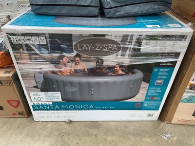 Lot 2350 - Boxed Lay -Z- Spa Santa Monica inflatable hot tub