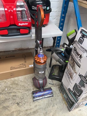 Lot 2318 - Dyson Ball multi-surface vacuum cleaner