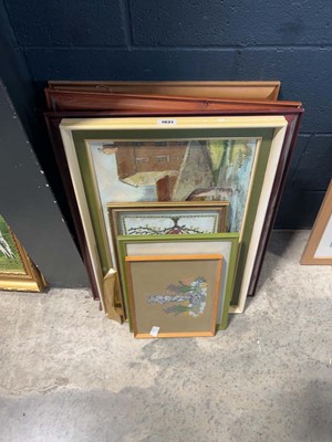 Lot 1831 - Group of framed pictures and tapestries