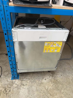 Lot 2322 - Zanussi integrated single-door dishwasher