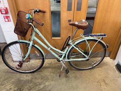 Lot 2245 - Ladies Pendleton Somerby town cycle in maroon...