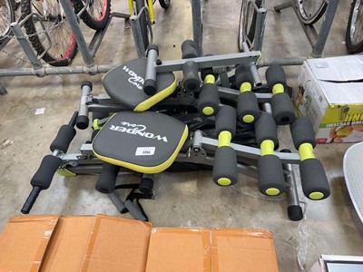 Lot 2255 - 2x WonderCore ab machines