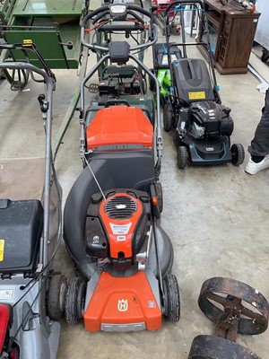 Lot 2473 - Husqvarna LC.53D E self propelled petrol lawn...