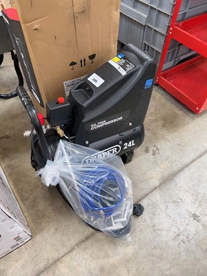 Lot 2495 - Draper 24 Litre 240V air compressor with a bag...