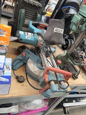 Lot 2519 - Erbauer 210mm sliding saw