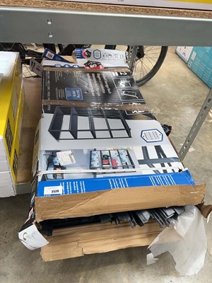 Lot 2520 - Boxed Gorilla 5 tier workshop shelving rack