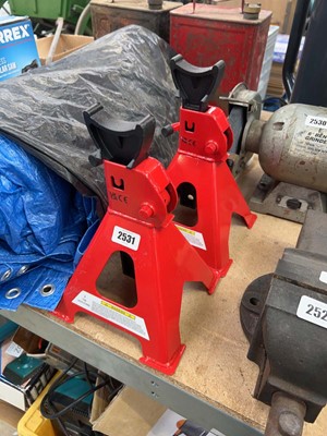 Lot 2531 - Pair of axle stands