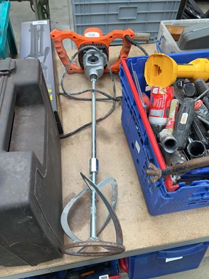Lot 2535 - 240V plasterer's mixer