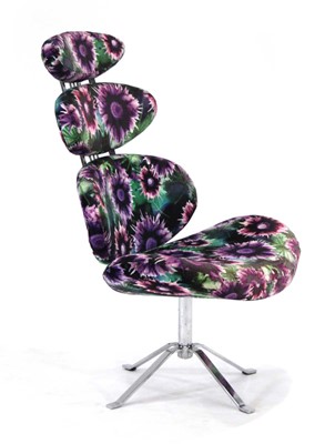 Lot 32 - Attributed to Zuri Furniture, a 'Pebble' chair...
