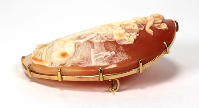 Lot 502 - A 15ct yellow gold mounted cameo brooch carved...