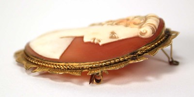 Lot 503 - A 9ct yellow gold mounted cameo brooch...