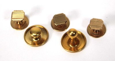 Lot 510 - Two 9ct yellow gold dress studs and three 9ct...