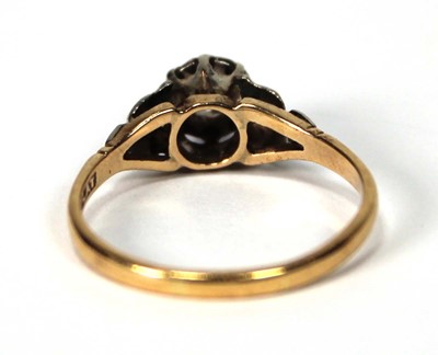 Lot 520 - An 18ct yellow gold and platinum highlighted...