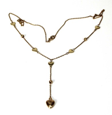 Lot 528 - A 9ct yellow gold chainlink necklace with...