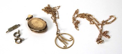 Lot 531 - A 9ct yellow gold fine chainlink necklace...