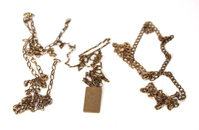 Lot 570 - Three 9ct yellow gold necklaces, overall 8.1...