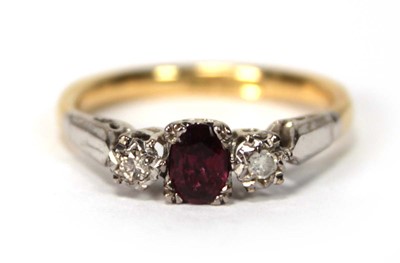 Lot 578 - An 18ct yellow gold and platinum highlighted...