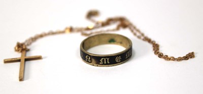 Lot 586 - A 9ct yellow gold fine chainlink necklace...