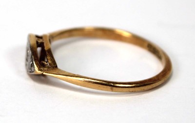 Lot 602 - An 18ct yellow gold and platinum highlighted...