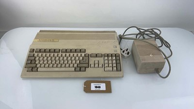 Lot 1049 - Commodore Amiga 500