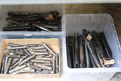 Lot 1515 - Three boxes containing assorted air rifle...