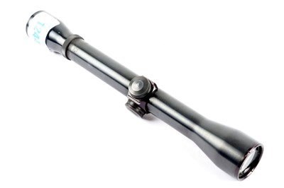Lot 1244 - A Weaver K4 60-B rifle scope