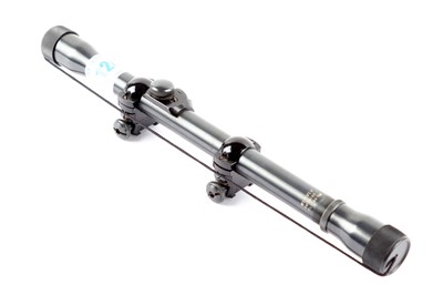 Lot 1246 - A Weaver J4 rifle scope on Parker Hale mounts