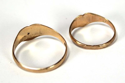 Lot 612 - Two 9ct yellow gold heart design signet rings,...