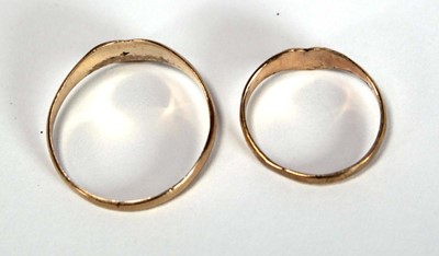 Lot 612 - Two 9ct yellow gold heart design signet rings,...