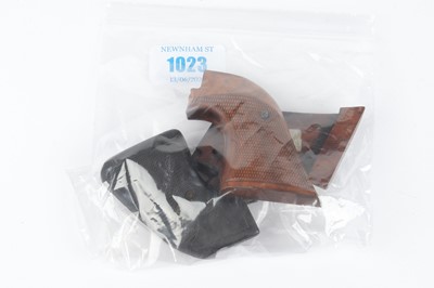 Lot 1023 - Two pairs revolver grips