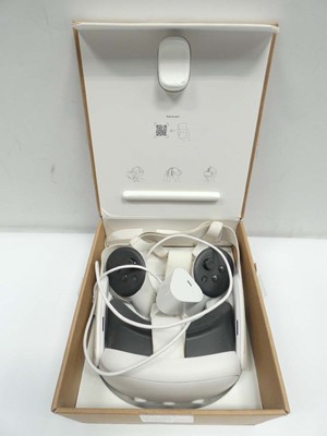 Lot 2057 - Meta Quest 3 VR kit
