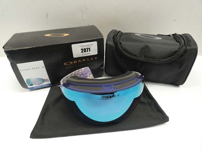 Lot 2071 - Oakley Prizm Sapphire Iridium Flight Deck M...
