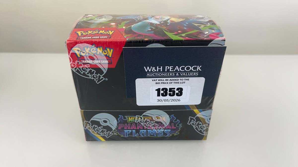 Lot 1353 - Pokémon TCG: Mega Evolution - Phantasmal...
