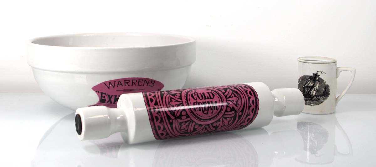 Lot 96 - A Portmeirion 'Chemist Prints' mixing bowl, d....