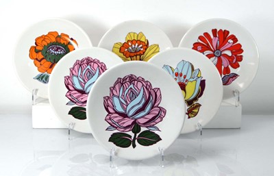 Lot 127 - Six Washington Pottery 'Flower Power' side...