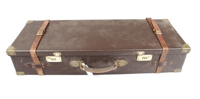 Lot 1463 - Triple gun case with brass corners, fitted...