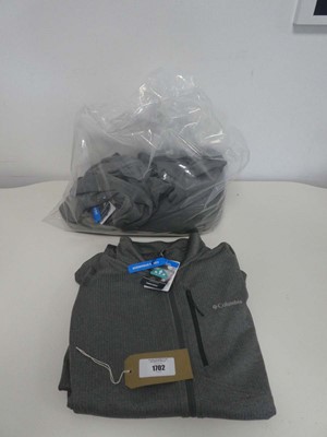 Lot 1702 - Approx. x4 Columbia active fit omni wick full...