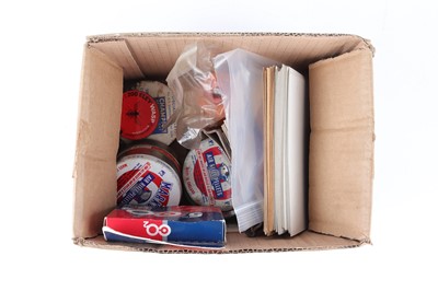 Lot 1052 - Box of assorted air gun pellet and paper targets
