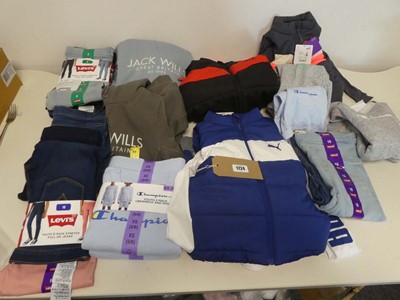 Lot 1724 - Approx. 22 items of branded kids clothing to...