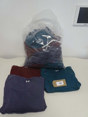Lot 1729 - Approx. 12 Under Armour hoodies.