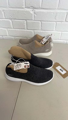 Lot 1839 - x2 pairs of ladies Skechers ultra flex...