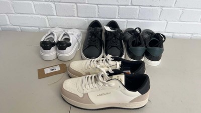 Lot 1841 - Selection of adukts trainers to include x3 Ted...