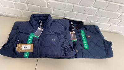 Lot 1850 - x1 Crew Clothing Comapny quilted jacket...