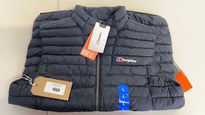 Lot 1860 - Berghuas hydroloft gilet in black size L