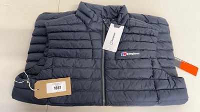 Lot 1861 - Berghuas hydroloft gilet in black size XL