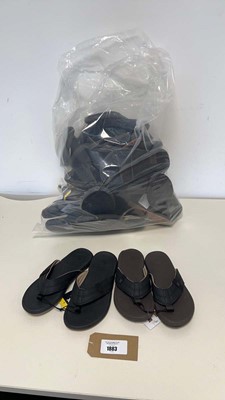 Lot 1883 - Approx. 15 pairs of padded strap flip flops by...