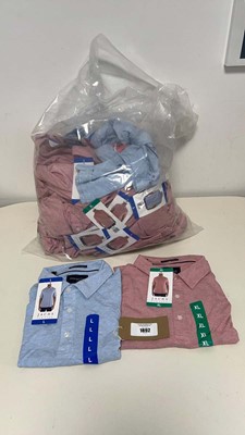 Lot 1892 - Approx. 25 men's polo shirts by Jachs.