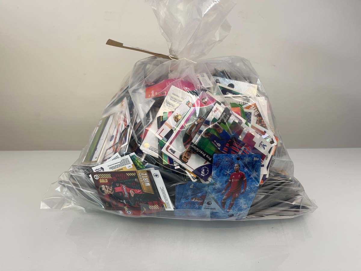 Lot 1755 - Bag containing a quantity of loose Football...