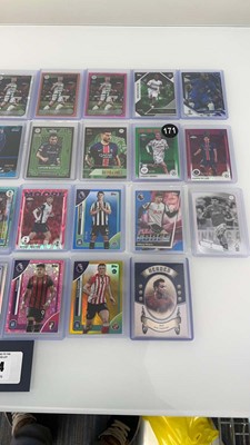 Lot 1474 - 30 Top Loaded serial numbered Football trading...